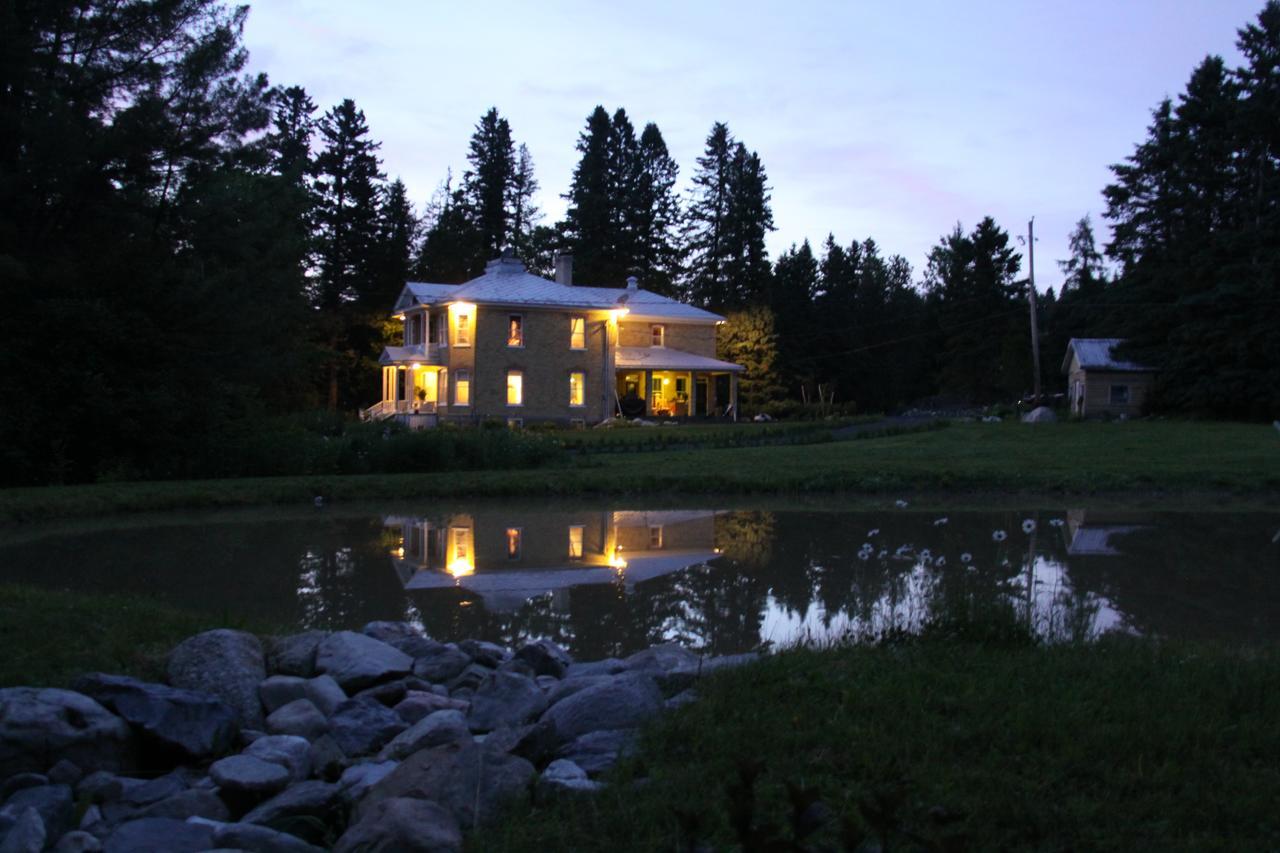 Auberge Taylor Manor Сен-Жорж Экстерьер фото