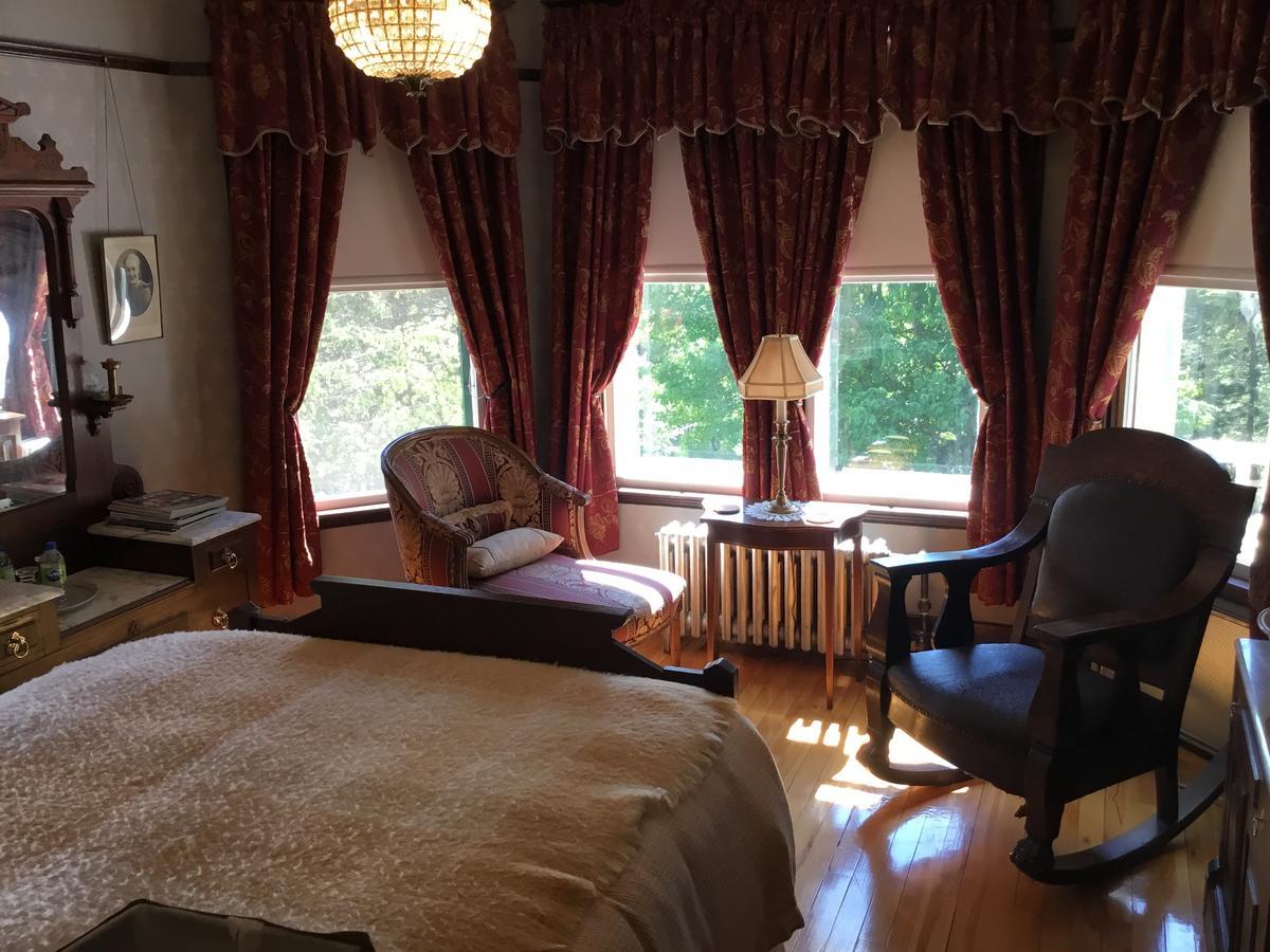 Auberge Taylor Manor Сен-Жорж Экстерьер фото