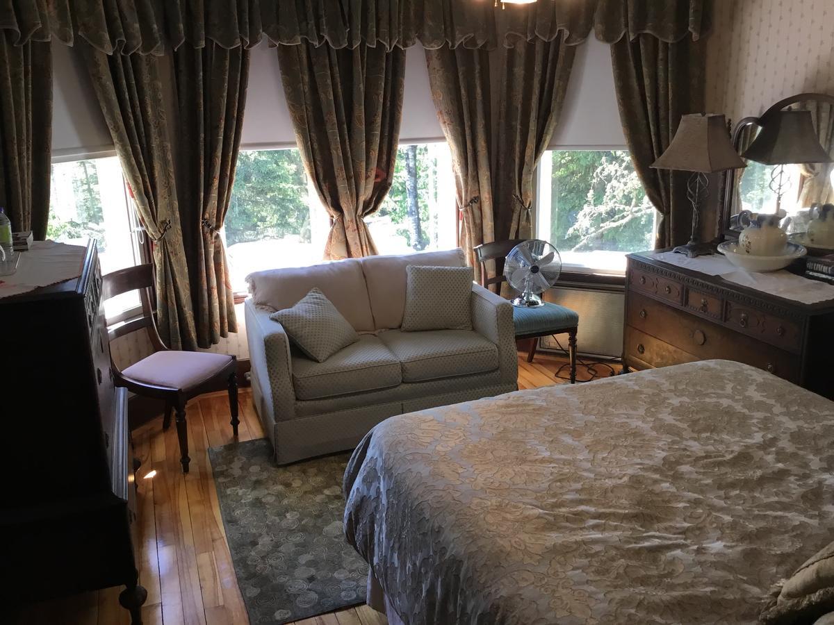 Auberge Taylor Manor Сен-Жорж Экстерьер фото